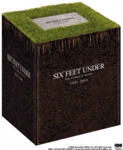 Six Feet Under - The Complete Series Gift Set Cover Six Feet Under - The Complete Series Gift Set Cover